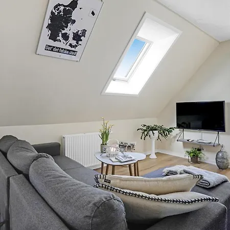Apartamento 2 Bedroom Awesome In Klemensker